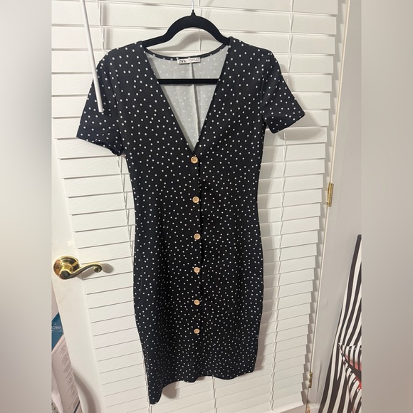 Zara Dresses & Skirts - ZARA Black and White Polka Dot Button-Front Midi Dress